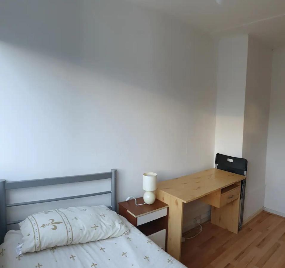 Elephant & Castle - Zone 2 - Private Rooms - Shared Bathroom London Ngoại thất bức ảnh