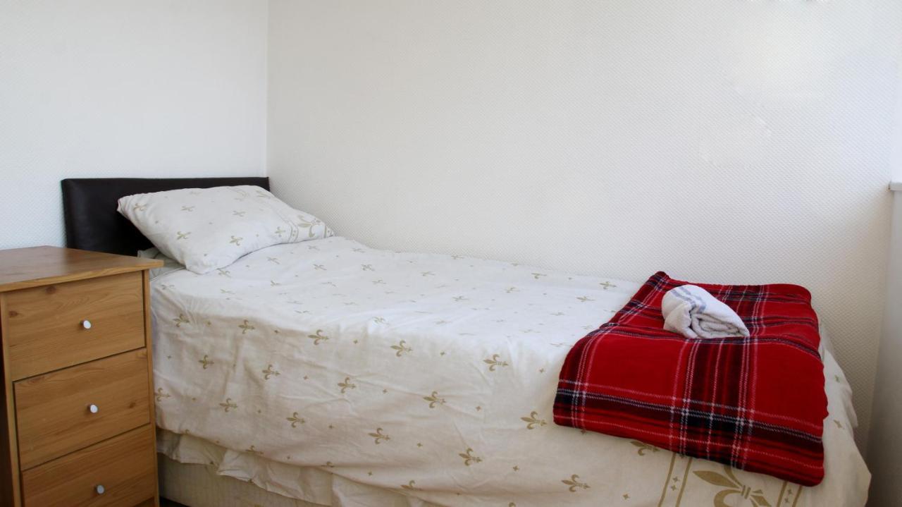 Elephant & Castle - Zone 2 - Private Rooms - Shared Bathroom London Ngoại thất bức ảnh