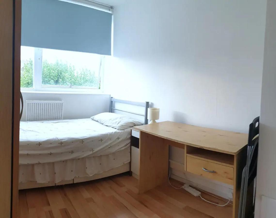 Elephant & Castle - Zone 2 - Private Rooms - Shared Bathroom London Ngoại thất bức ảnh